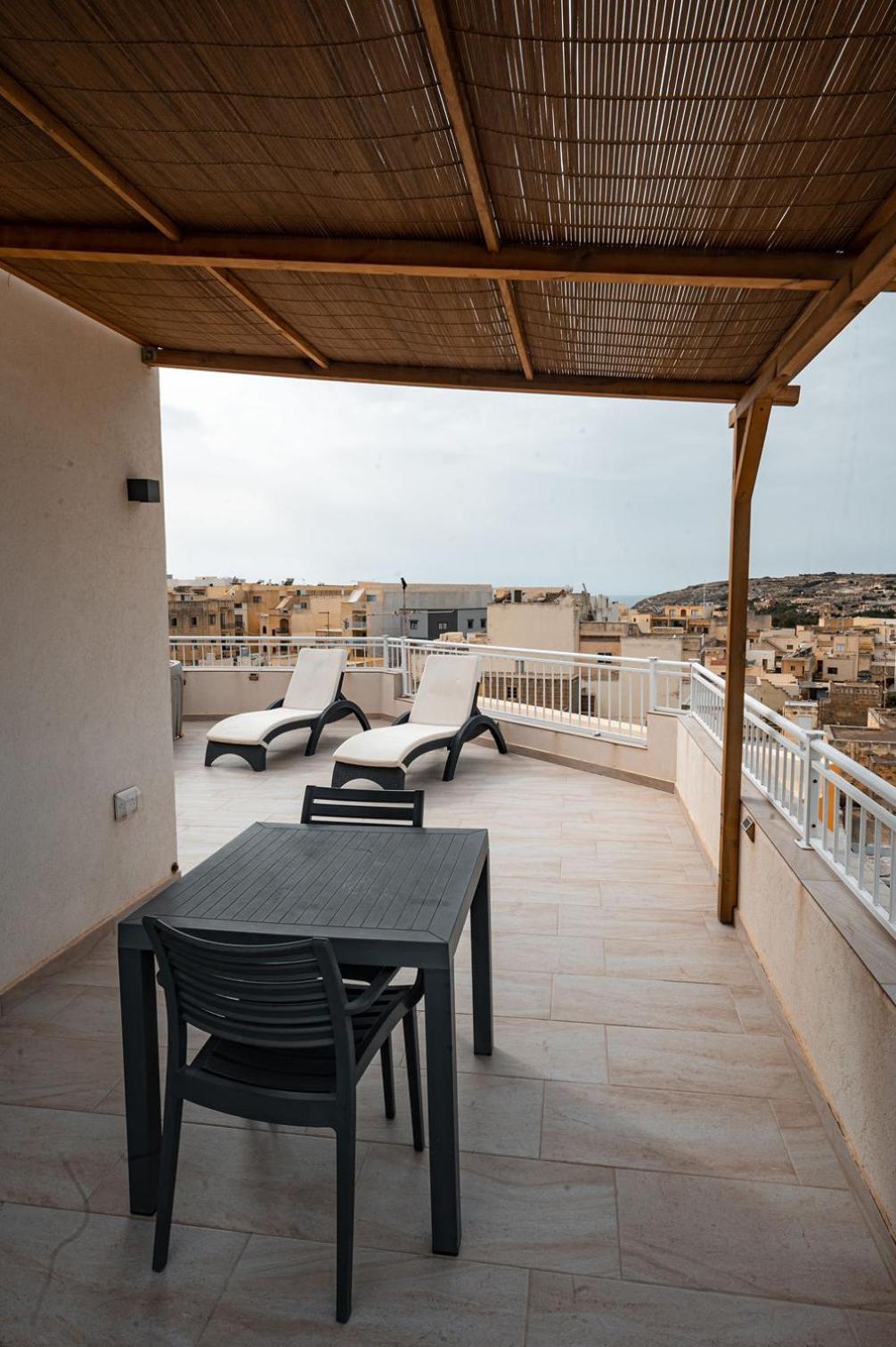 Ghajn il-Kbira  The Willows Penthouses With Jacuzzi מראה חיצוני תמונה